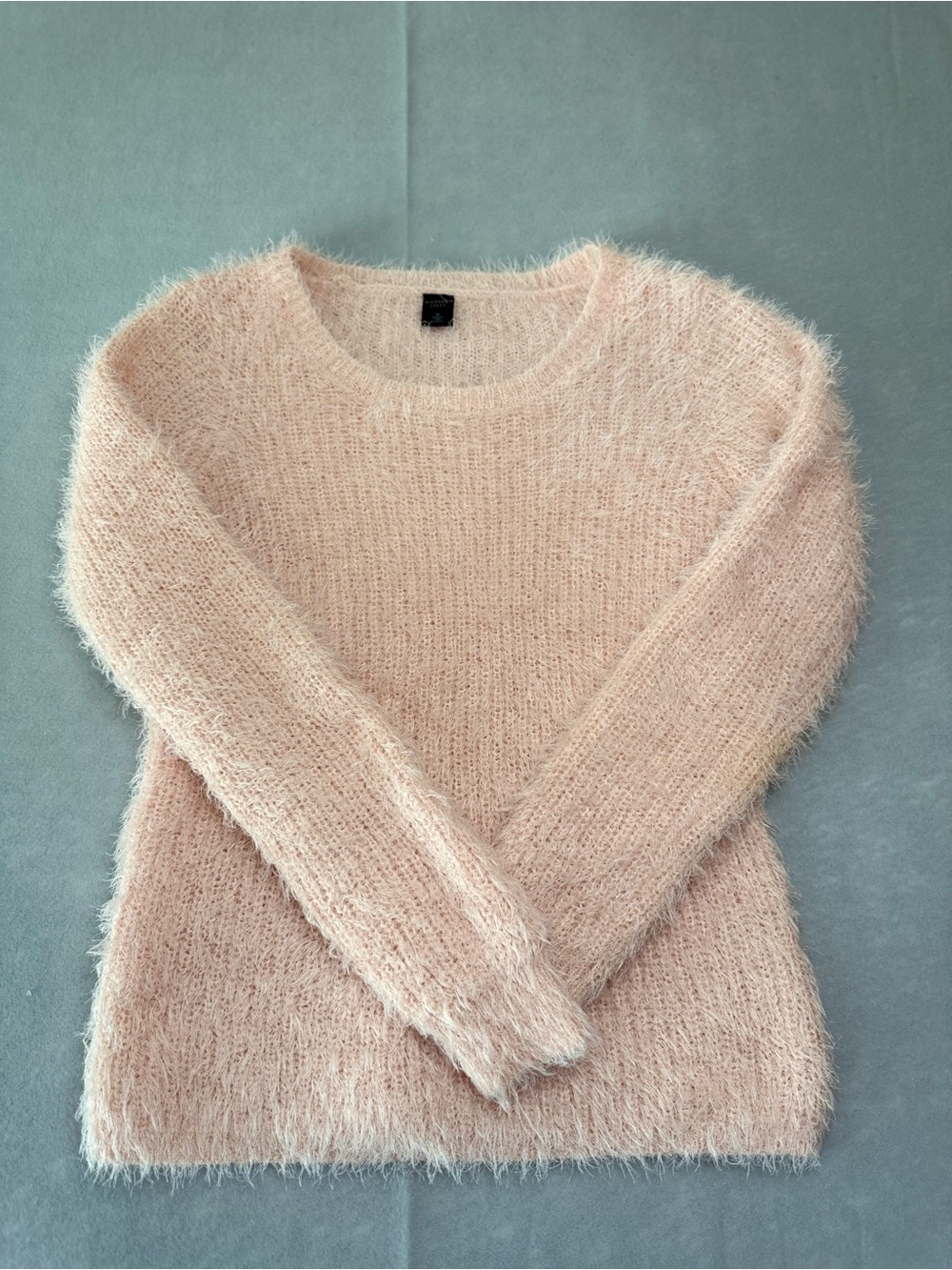 Madison Lilly Pink Fuzzy Eyelash Knit Sweater Women's Medium Soft Cozy